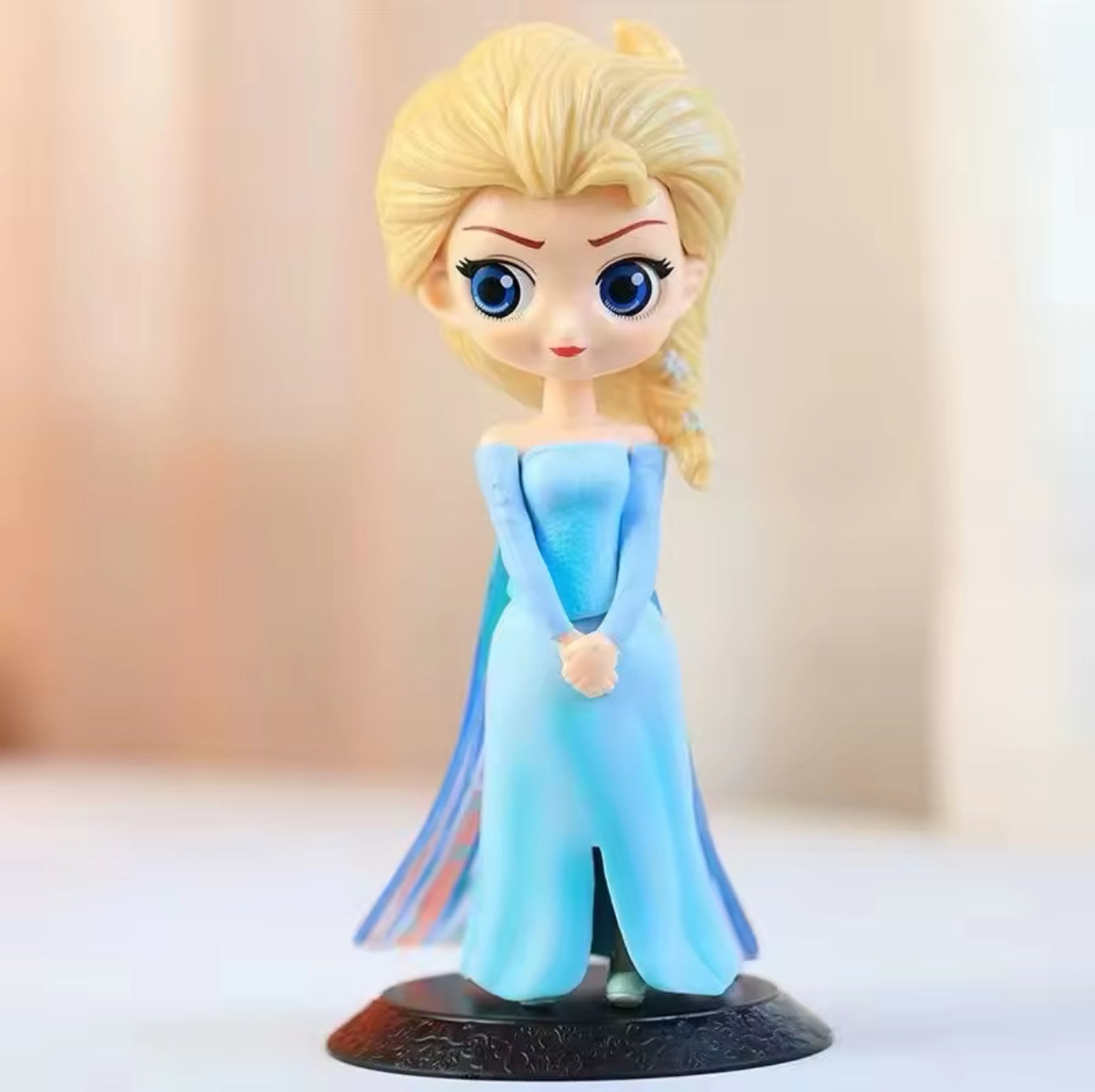 Bonequinha Princesa Elsa